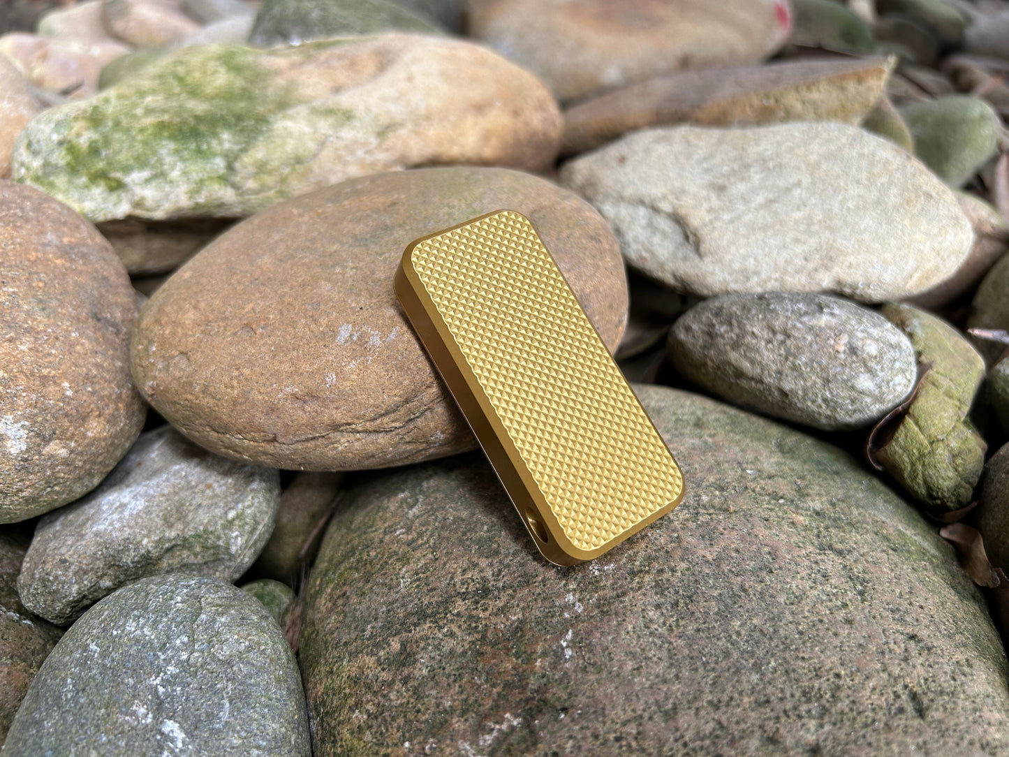 RiveryMFG Zero-6061 Aluminum Knurled Pattern retractable utility knife gold