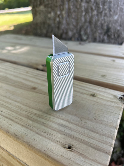 RiveryMFG Zero CadLab custom combination gray lid and green base utility knife 