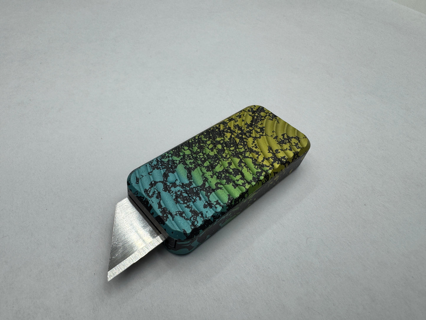 RiveryMFG Multi Color Splatter Summer Gradient Zero utility knife CadLab collaboration