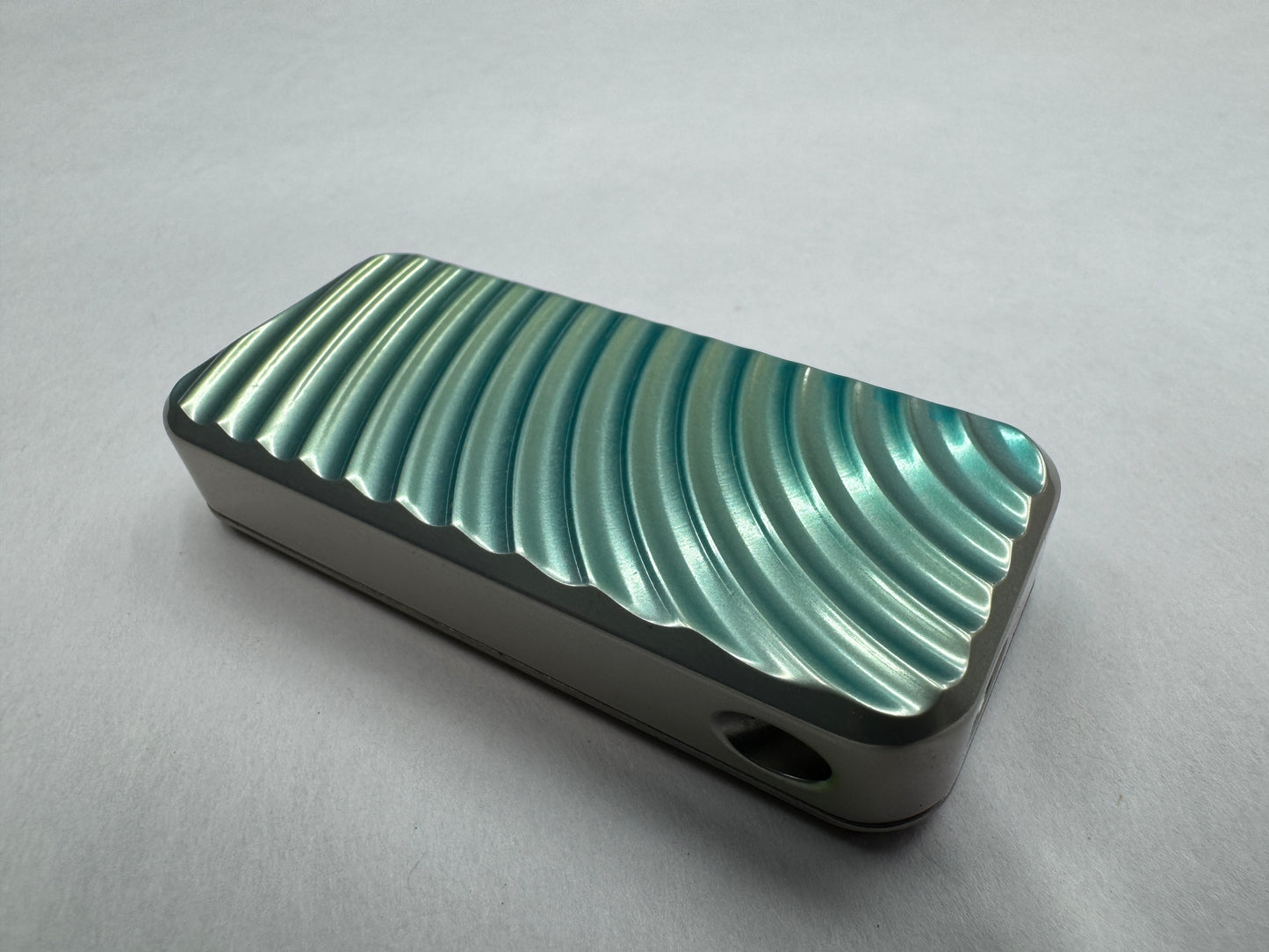 RiveryMFG Zero Pearl-1 retractable utility knife with custom CadLab color.