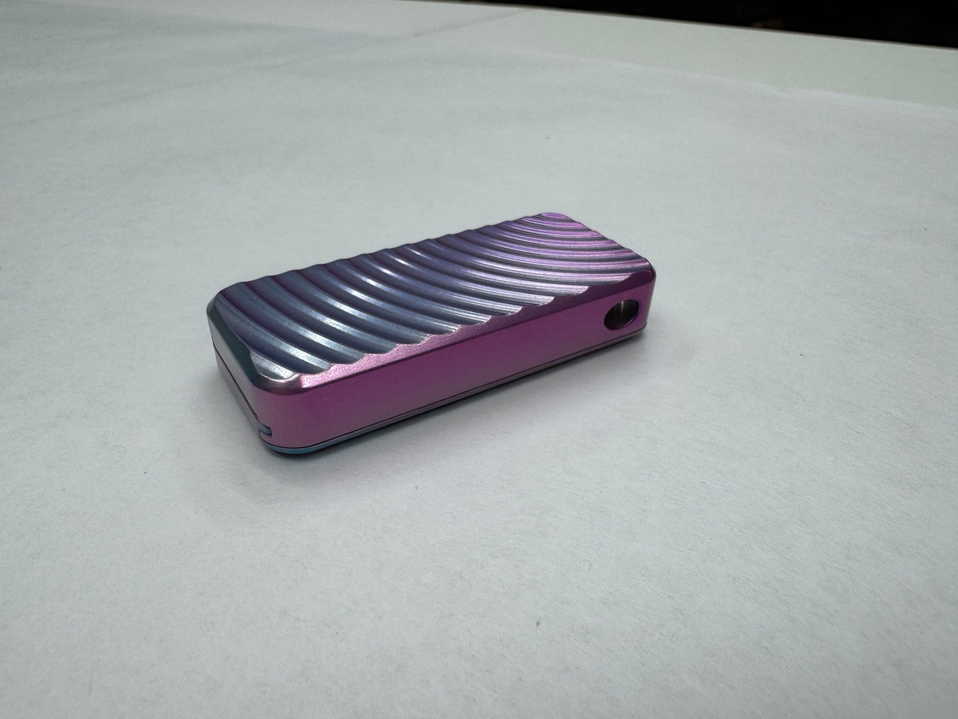 RiveryMFG Zero Pearl-2 utility knife with custom CadLab color.